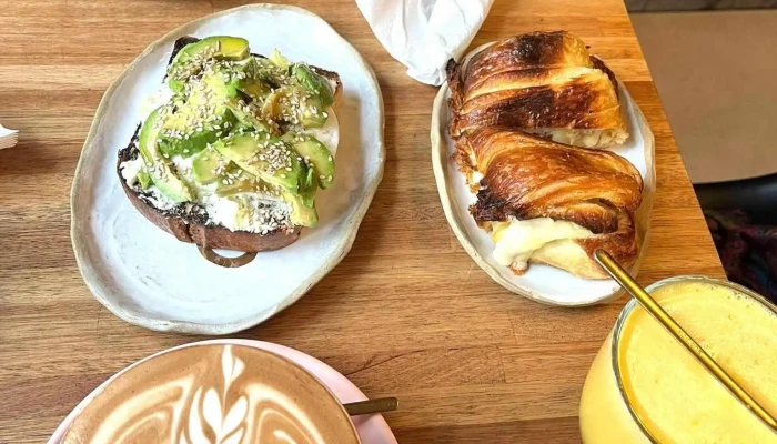 Cafe Dore Croissant - Montevideo