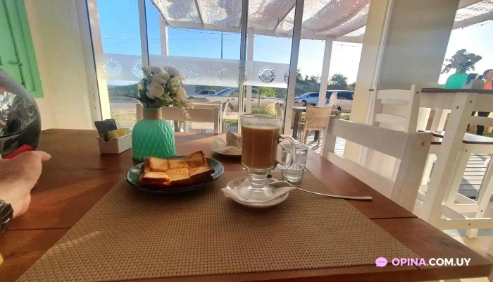 Cafe Hotel Vista -  Ambiente - La Floresta