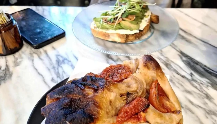 Cafe La Farmacia Sandwich De Pollo - Montevideo