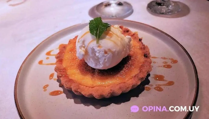 Cafe Misterio Comida Y Bebida - Montevideo