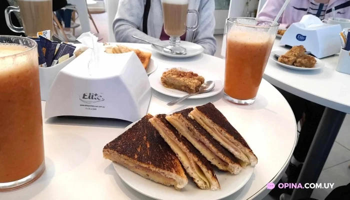 Cafe Politeama Comidas Y Bebidas - Canelones