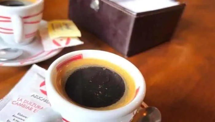 Cafe Salvo Comida Y Bebida - Montevideo