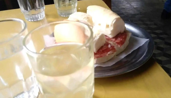 Cafe Y Bar Rey -  Comidas Y Bebidas - Montevideo