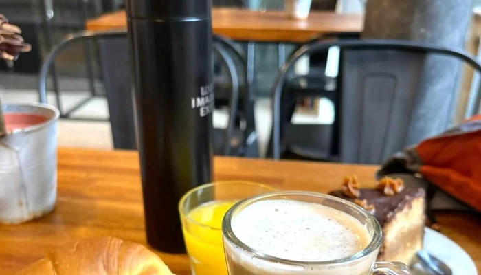 Cafeteria De La Torre Comentario 5 - Montevideo