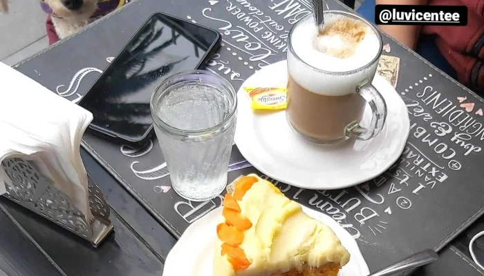 Cafeteria Gourmet Las Torres Comentario 4 - Montevideo