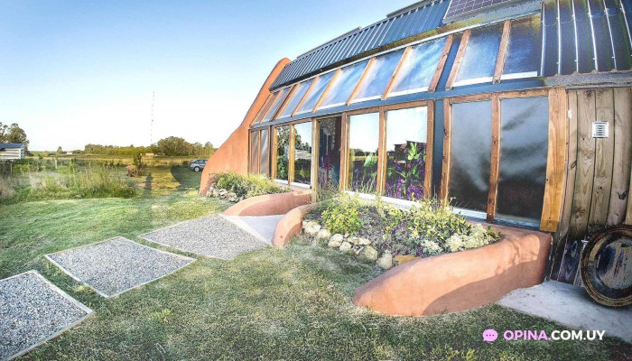 Caliu Earthship Restaurant Y Ecolodge -  Todo - Col. del Sacramento