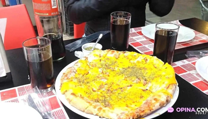 Camino Carrasco Y Gallinal -  Comida Y Bebida - Montevideo