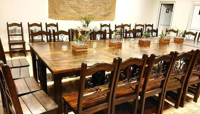 Cancha De Futbol Sintetico Y Parrilla Ailen Ambiente - Col. del Sacramento