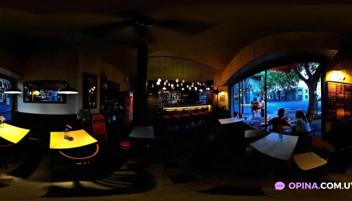 Candy Bar -  Street View Y 360 - Montevideo