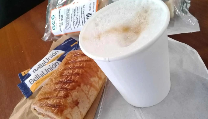 Cantina En Primer Piso Del Hospital -  Cafe - Montevideo