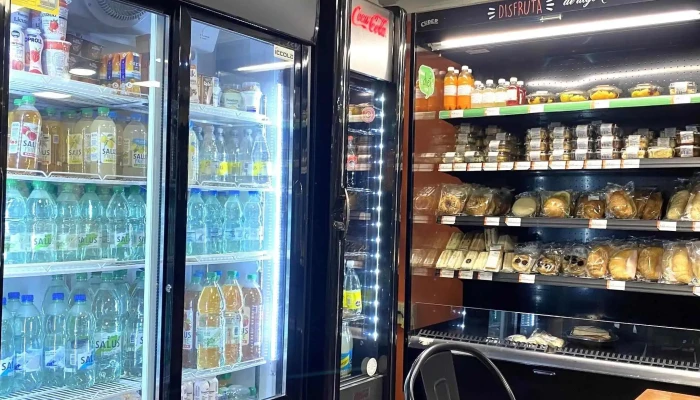 Cantina En Primer Piso Del Hospital -  Comentario 1 - Montevideo