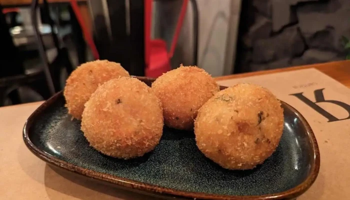 Cantina Rostand -  Arancini - Montevideo