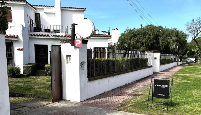 Carabele -  Comentario 1 - Montevideo