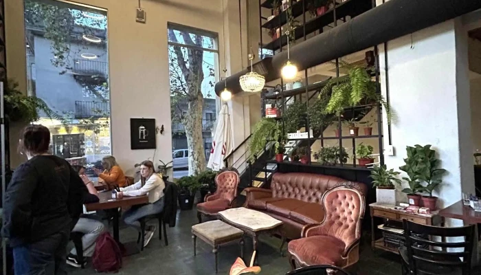 Cardenal Cafe Comentario 1 - Montevideo