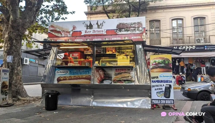 Carrito Rey Arturo - Montevideo