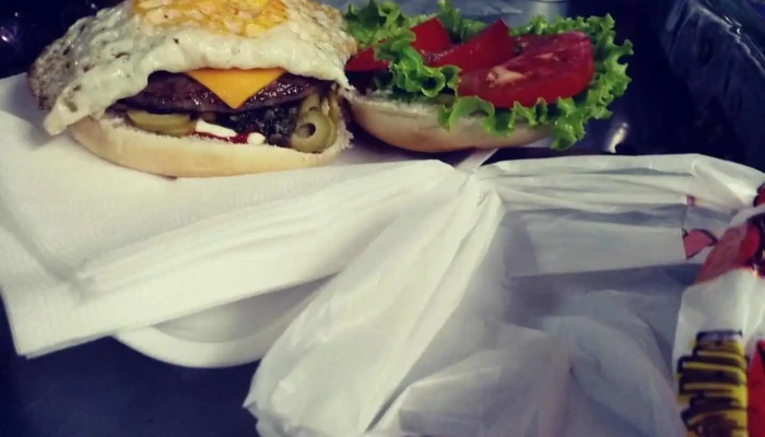 Carro De Comidas Milagros -  Comida Y Bebida - Estación Atlántida