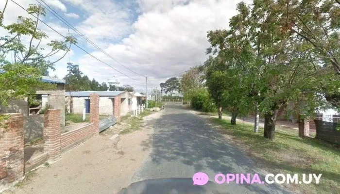 Casa Cooperativa - Juan L. Lacaze Casa Cooperativa - Juan L. Lacaze