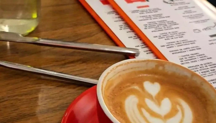 Casa De Abajo Cafe Videos - Montevideo