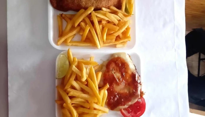 Casa De Comida Rigoletto -  Comidas Y Bebidas - Tacuarembó