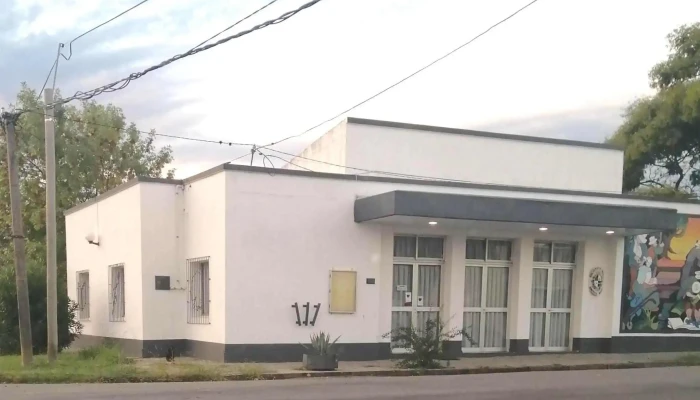 Casa de la cultura - Ombúes De Lavalle