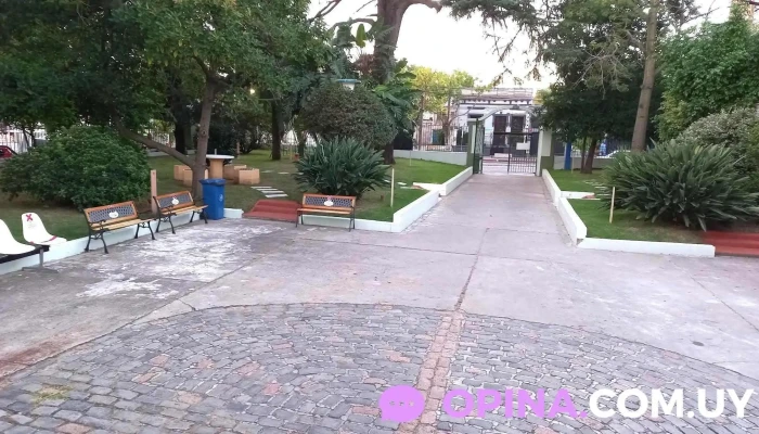 Casmu -    Centro Medico Agraciada   Dr Milton Calleriza Catalogo - Montevideo