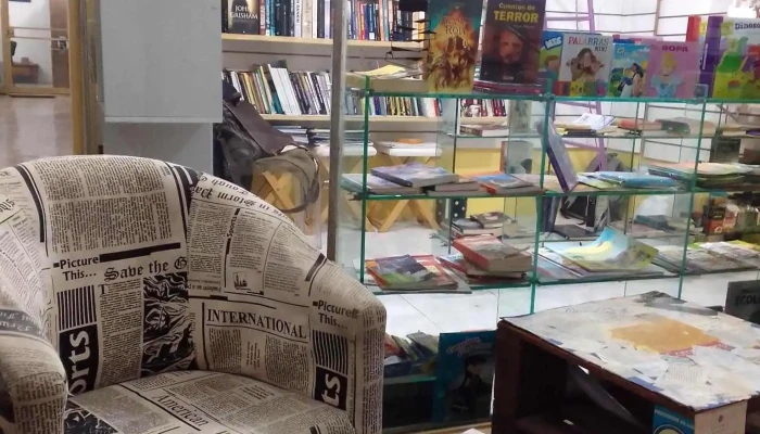 Catalibros Interior - Rivera