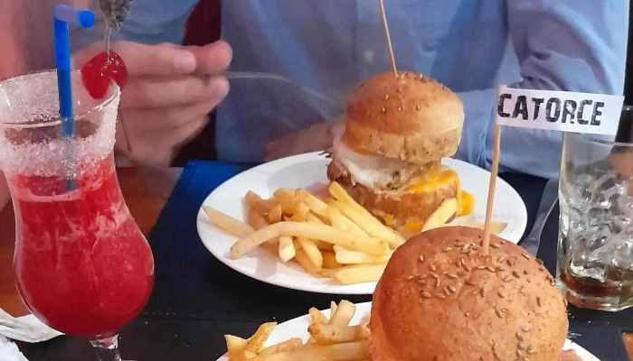 Catorce -  Resto Comentario 3 - Salto