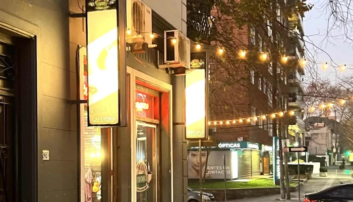 Central Friends Dinner Coffee Shop Comentario 6 - Montevideo