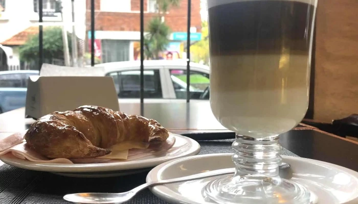 Central Friends Dinner Coffee Shop Comidas Y Bebidas - Montevideo