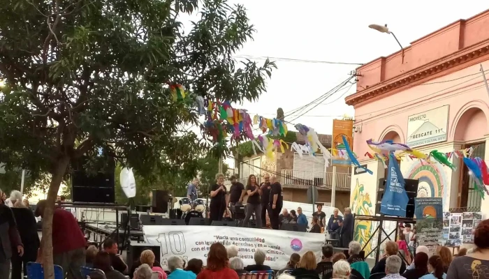 Centro Cultural Oeste -  Direccion - Montevideo