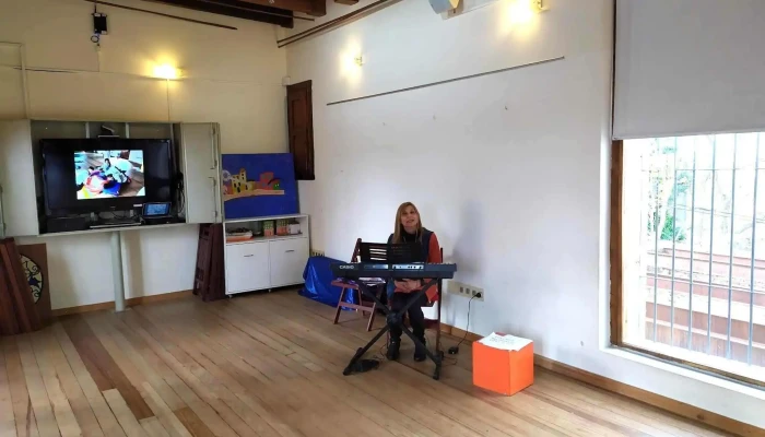 Centro Cultural Y Artistico Casa De Perez Promocion - Montevideo