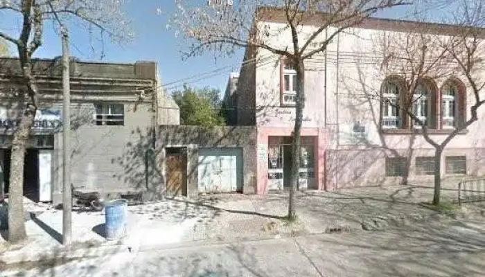 Centro De Lenguas Extranjeras -  Zona - Trinidad