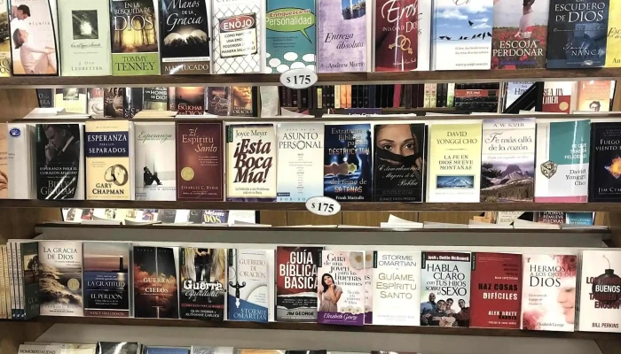 Centro De Literatura Cristiana -  Comentarios - Montevideo