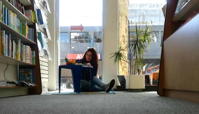 Centro De Literatura Cristiana -  Donde - Montevideo