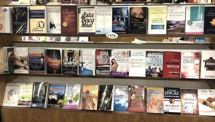 Centro De Literatura Cristiana -  Interior - Montevideo