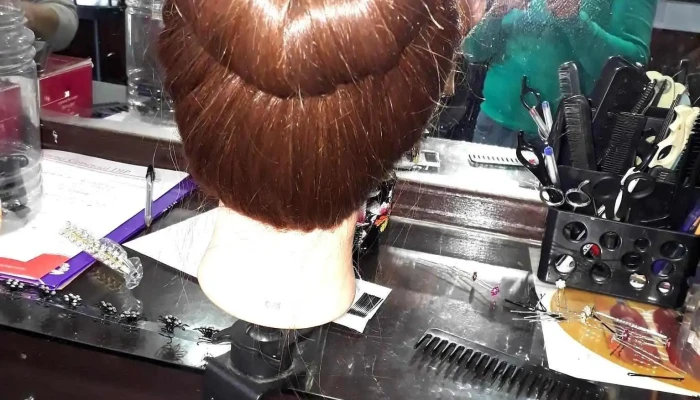 Centro Estético New Look - Y