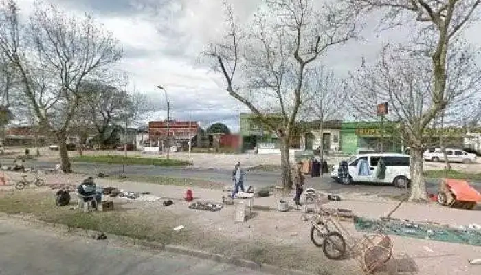 Centro Interdiciplinario Belloni Anexo Comentarios - Montevideo