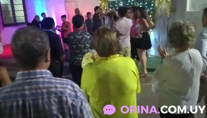 Centro Papelero Mercedes -  Videos - Mercedes