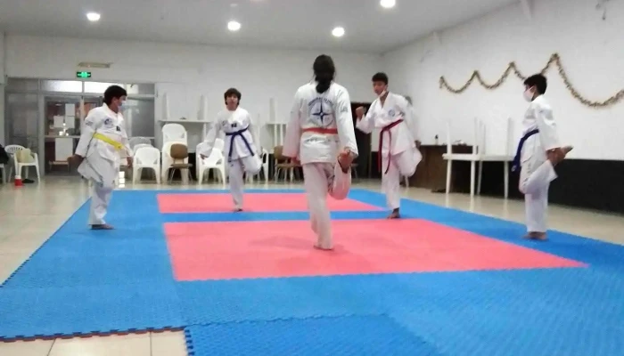 Centro Recreativo Lira Uruguaya -  Todo - Santiago Vázquez