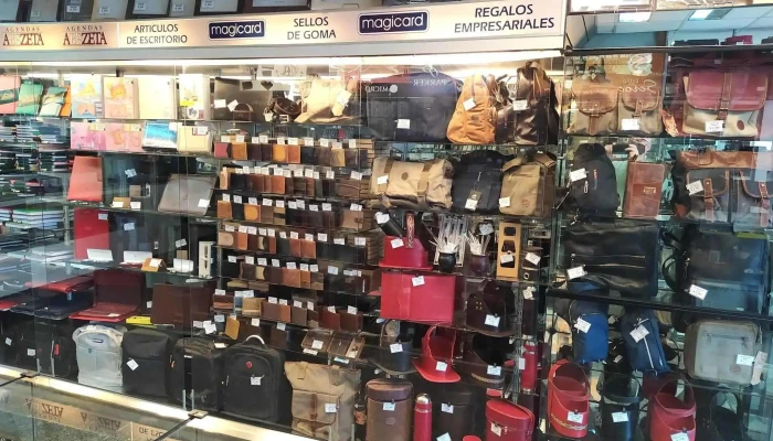 Centro Regalos -    Magicard Abierto Ahora - Montevideo