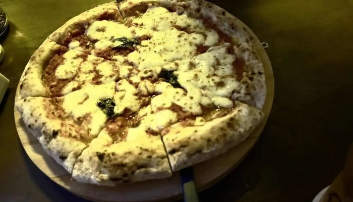 Cerveceria Heisenbeer Pando Pizza - Pando