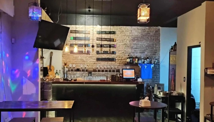 Cerveceria Oktober Bier Haus Comentario 1 - Montevideo