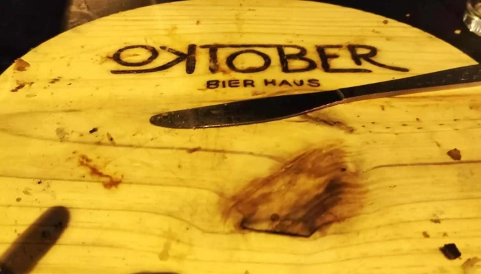 Cerveceria Oktober Bier Haus Comentario 2 - Montevideo