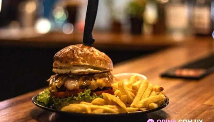 Cerveceria Shelter Comidas Y Bebidas - Montevideo