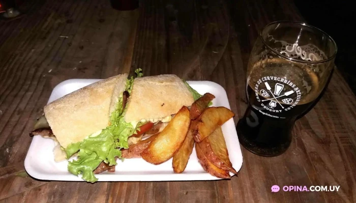 Cerveceria Shelter Hamburguesa - Montevideo