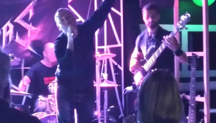 Chains Pub -  Comentario 7 - Montevideo