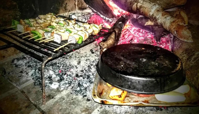 Chalets Del Bosque -  Comida Y Bebida - La Paloma