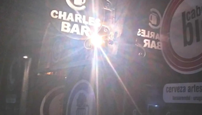 Charles Bar -  Comentario 2 - Maldonado