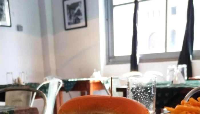 Charlys Club Comentario 5 - Montevideo