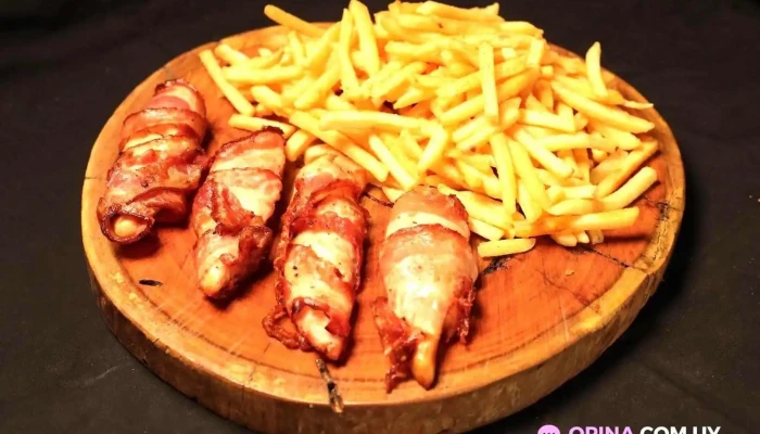 Chicken Vs Pig -  Papas Fritas - Punta del Este